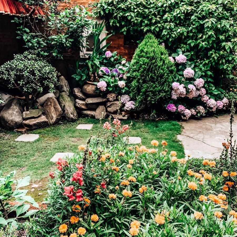 Pradhan House - Home Stay With Garden Бхактапур Экстерьер фото